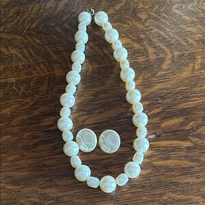 Elegant Pearl Necklace and Earring Set